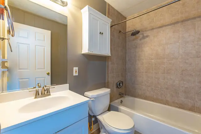 Listing Image for 85 Walaka St 104 12 of 27