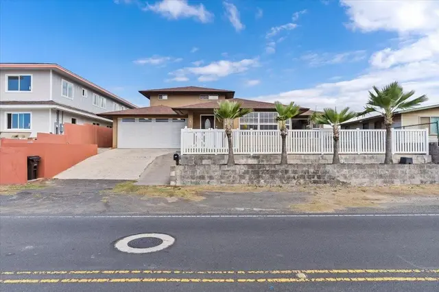 Listing Image for 345 Ohaa St 1 of 47