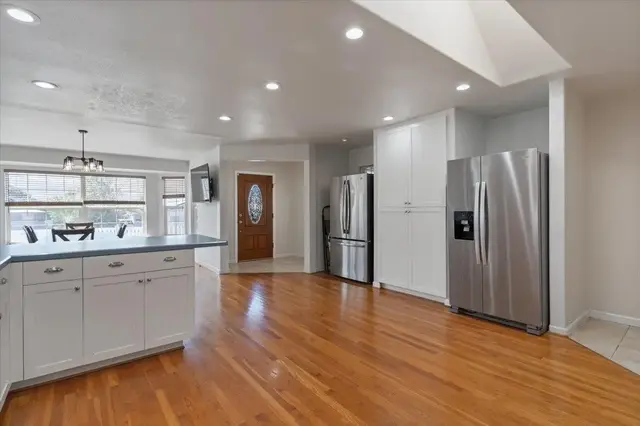 Listing Image for 345 Ohaa St 10 of 47