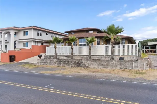 Listing Image for 345 Ohaa St 3 of 47