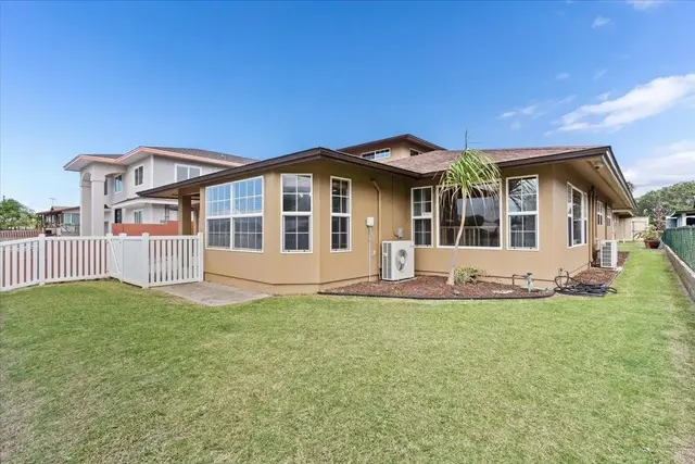 Listing Image for 345 Ohaa St 4 of 47