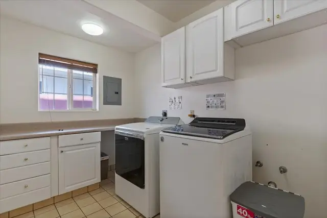 Listing Image for 345 Ohaa St 41 of 47
