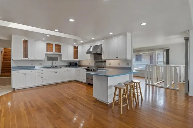 Listing Image for 345 Ohaa St 5 of 47