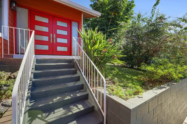 Listing Image for 49 Hiwalani Loop 2 of 49