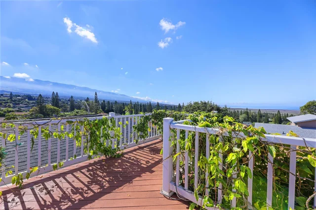 Listing Image for 49 Hiwalani Loop 29 of 49