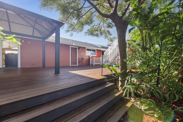 Listing Image for 49 Hiwalani Loop 32 of 49