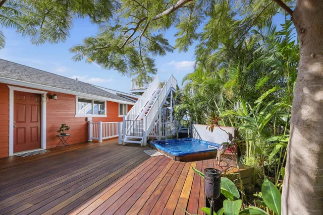 Listing Image for 49 Hiwalani Loop 33 of 49