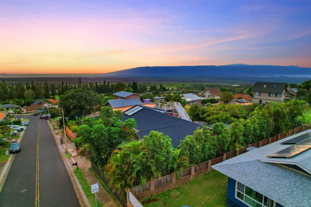 Listing Image for 49 Hiwalani Loop 40 of 49