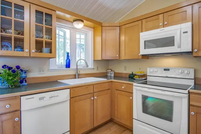 Listing Image for 107 Johnson Rd 24 of 48