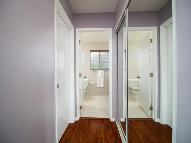 Listing Image for 916 Kahoku Pl 35 of 50