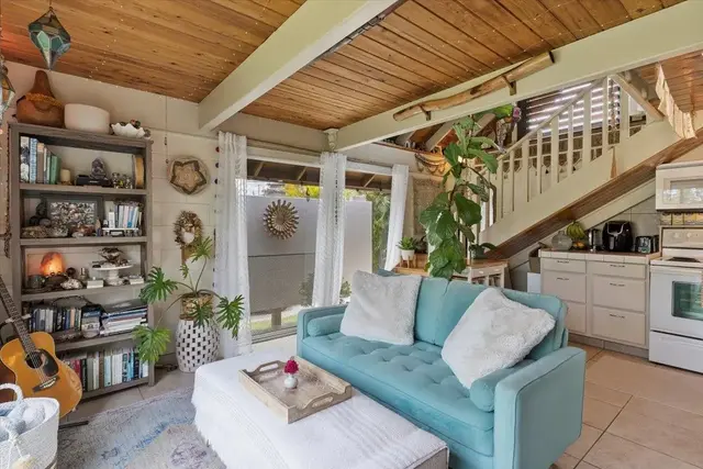 Listing Image for 11 Keola Pl 18 of 36