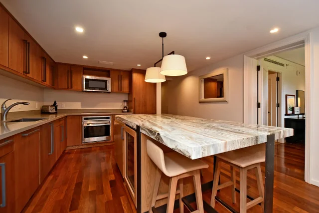 Listing Image for 1 Ritz Carlton Dr 1126-1128 10 of 30