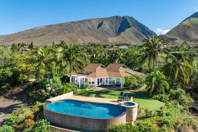 Listing Image for 21 W Huapala Pl A 1 of 50