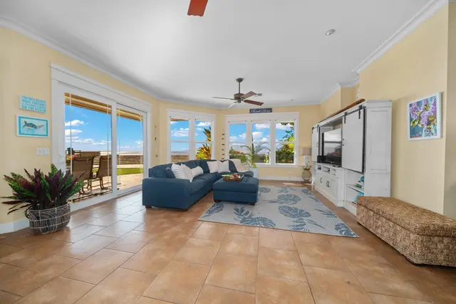 Listing Image for 21 W Huapala Pl A 18 of 50