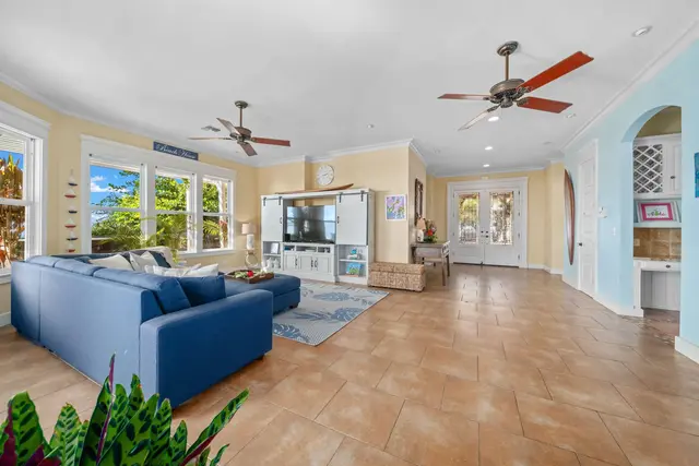 Listing Image for 21 W Huapala Pl A 3 of 50