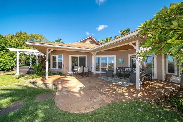Listing Image for 21 W Huapala Pl A 7 of 50