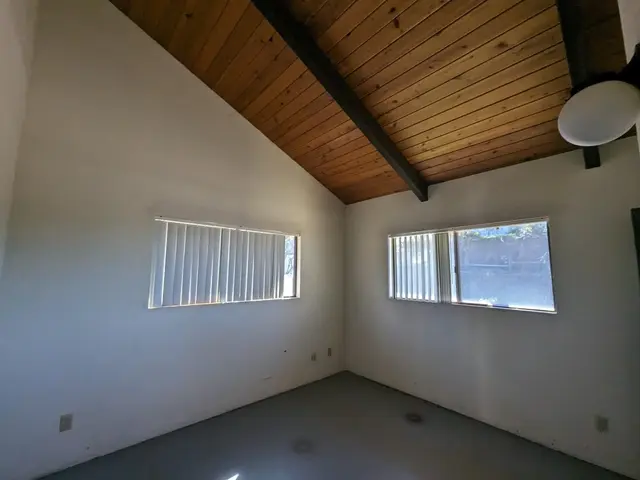 Listing Image for 614 Kupulau Dr 20 of 30