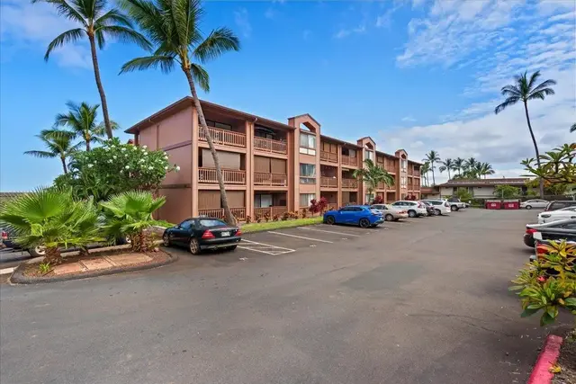 Listing Image for 3740 Lower Honoapiilani Rd D103 27 of 37
