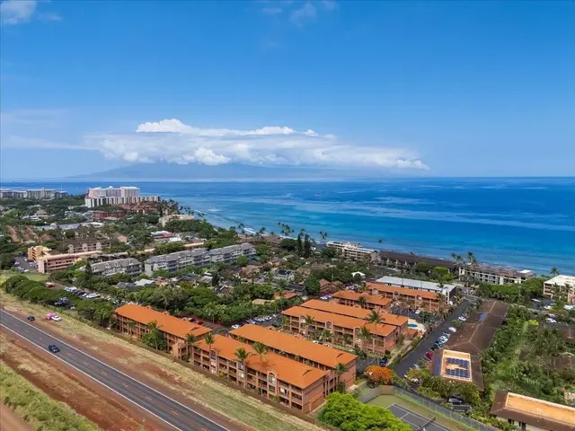 Listing Image for 3740 Lower Honoapiilani Rd D103 28 of 37