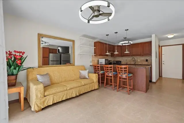 Listing Image for 3740 Lower Honoapiilani Rd D103 3 of 37