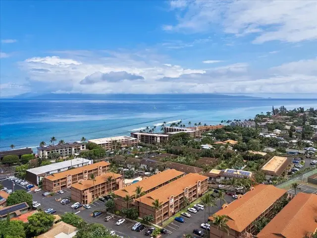 Listing Image for 3740 Lower Honoapiilani Rd D103 30 of 37