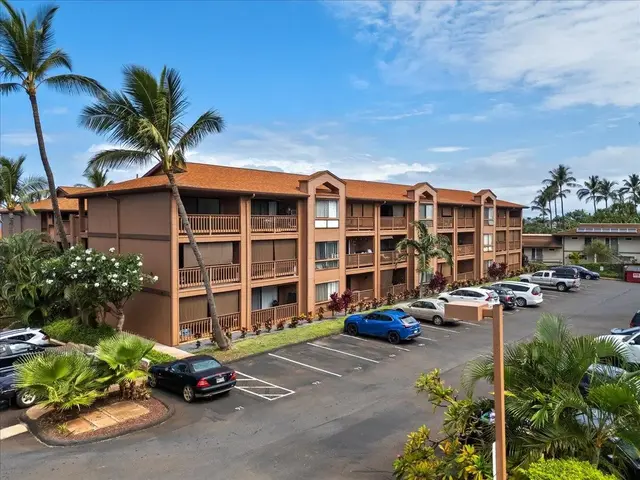 Listing Image for 3740 Lower Honoapiilani Rd D103 32 of 37