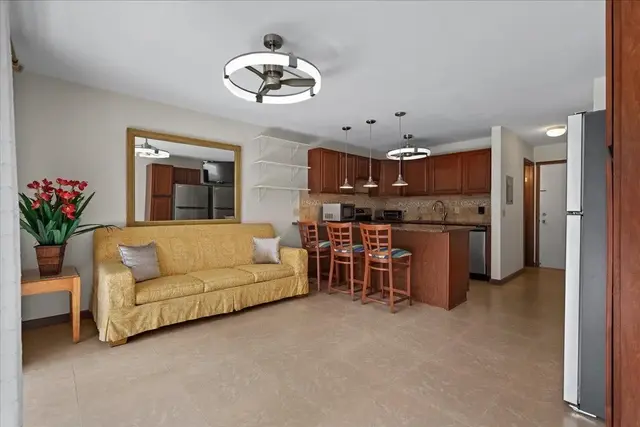 Listing Image for 3740 Lower Honoapiilani Rd D103 5 of 37