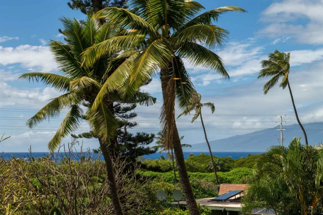 Listing Image for 2750 Kalapu Dr 23 2 of 27