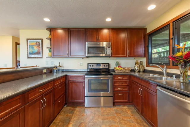 Listing Image for 2750 Kalapu Dr 23 8 of 27