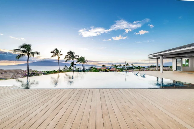 Listing Image for 467 Anapuni Loop 17 of 50