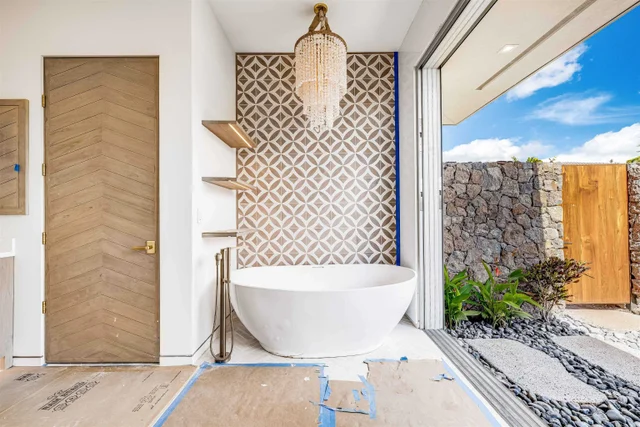 Listing Image for 467 Anapuni Loop 26 of 50