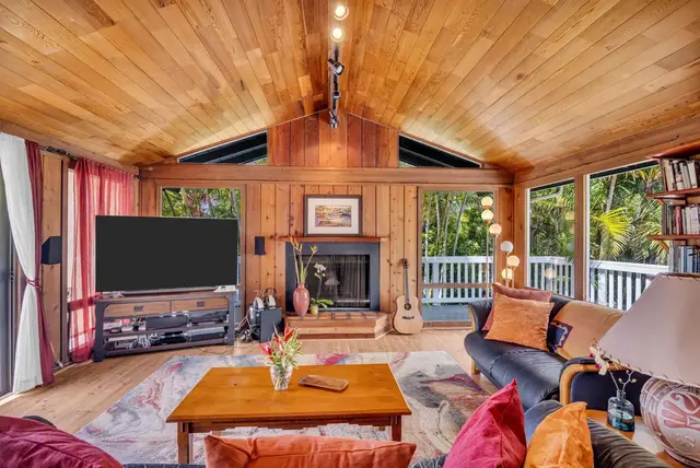 Listing Image for 10 Lopaka Pl 22 of 50