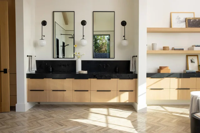 Listing Image for 325 Hokiokio Pl 15 of 31