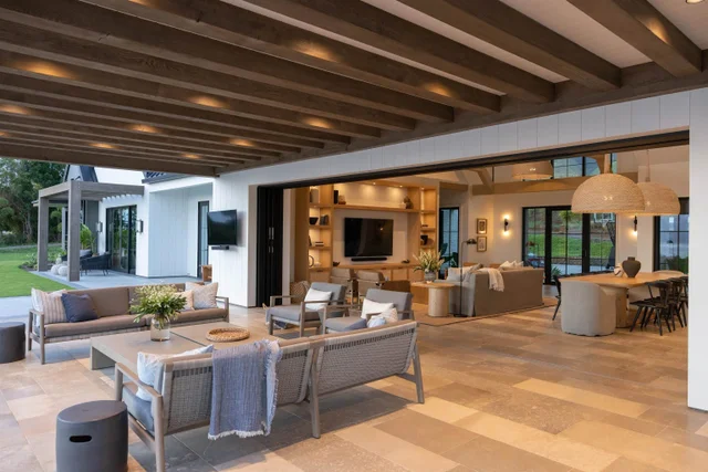 Listing Image for 325 Hokiokio Pl 5 of 31