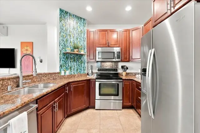 Listing Image for 32 Hune One Ln 5-203 18 of 49