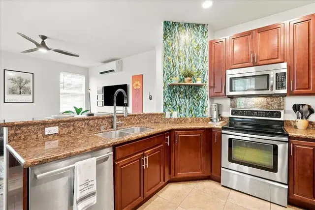 Listing Image for 32 Hune One Ln 5-203 19 of 49