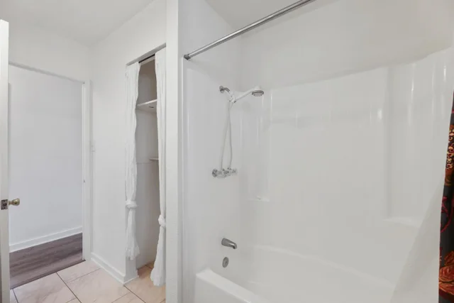 Listing Image for 6 Kahope Pl 15 of 48