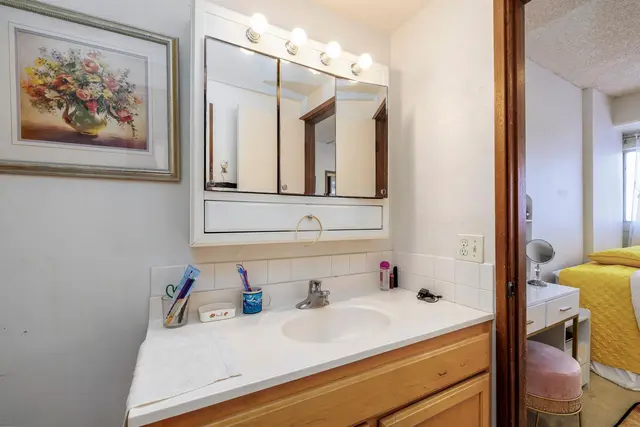 Listing Image for 1063 Lower Main St 314 13 of 31