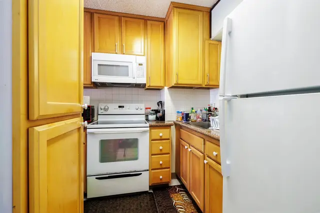Listing Image for 1063 Lower Main St 314 9 of 31