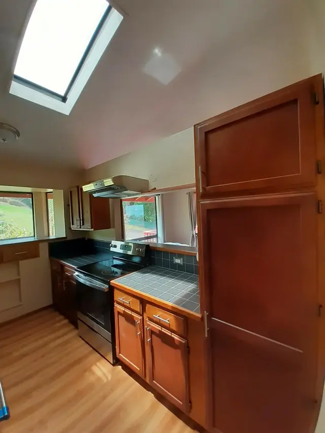 Listing Image for 16 Ehu Rd 15 of 50