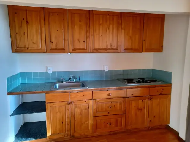 Listing Image for 16 Ehu Rd 21 of 50