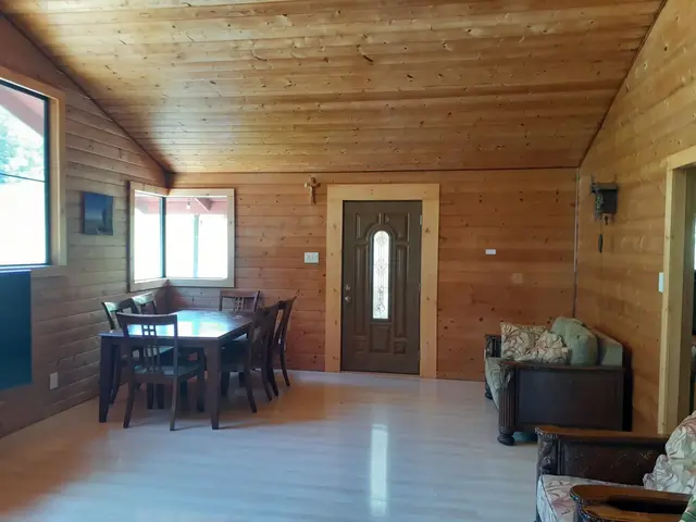Listing Image for 16 Ehu Rd 50 of 50