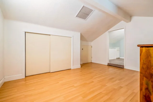 Listing Image for 15 Kulanihakoi St 17e 15 of 43