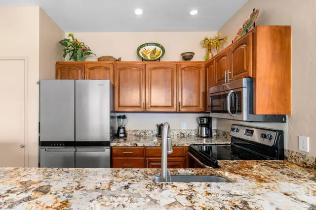 Listing Image for 5295 Lower Honoapiilani Rd B36 35 of 49
