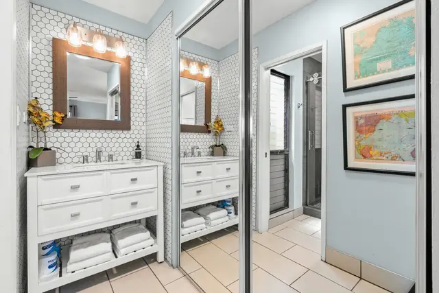 Listing Image for 5295 Lower Honoapiilani Rd B36 42 of 49