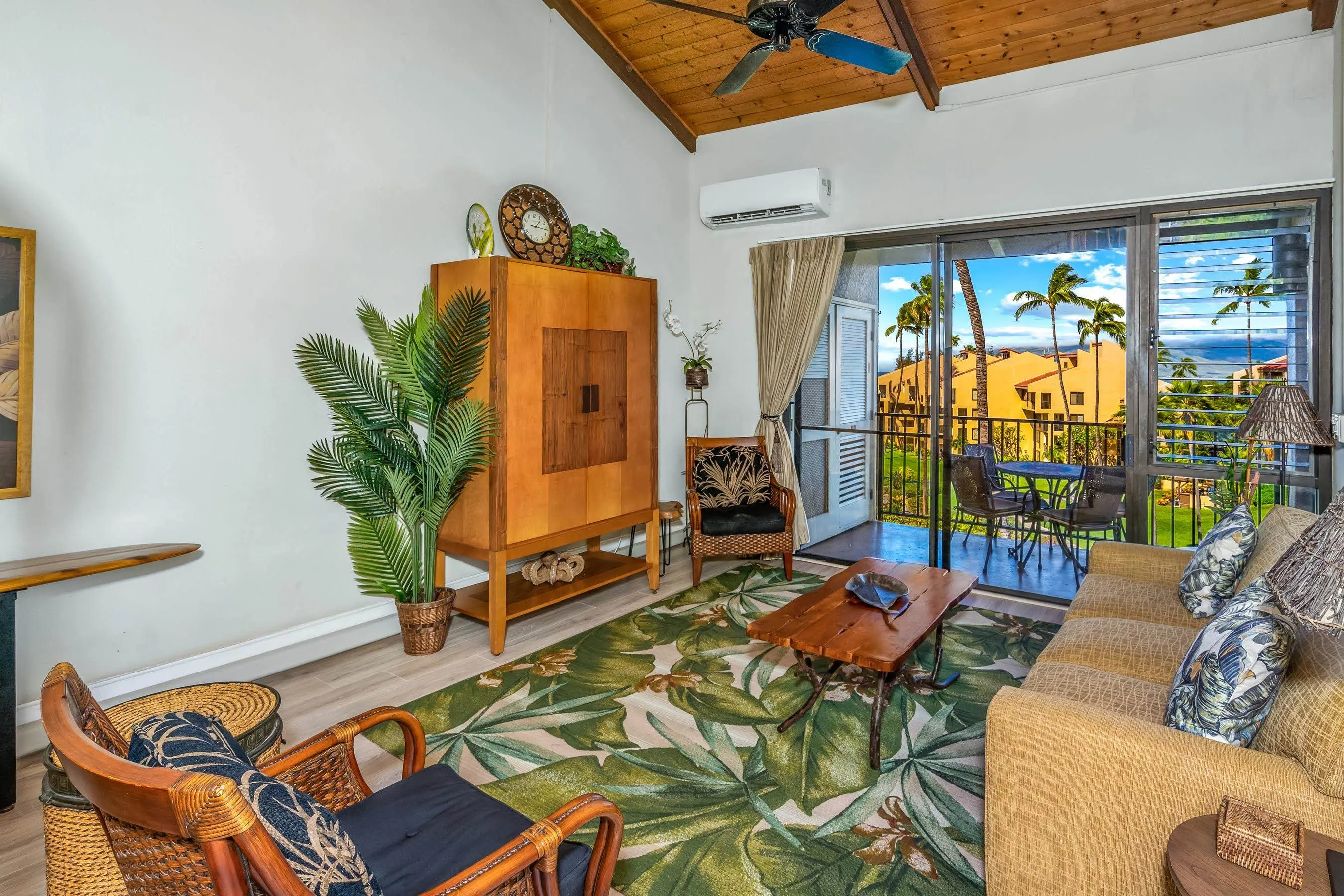 Photo of Listing #409267