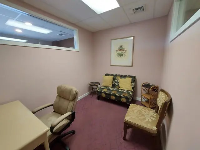 Listing Image for 411 Huku Lii Pl 302 16 of 18