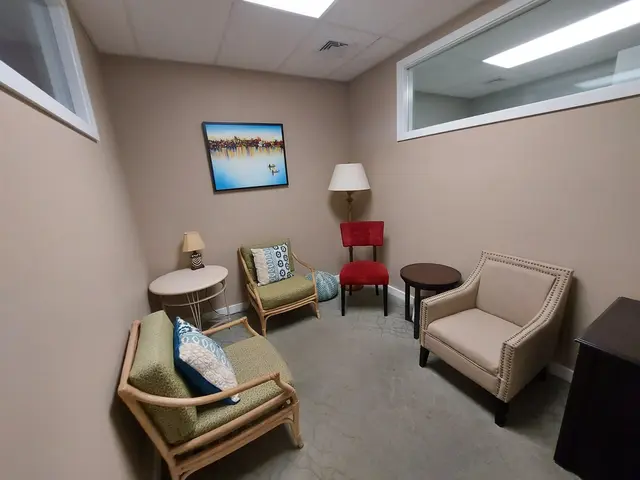 Listing Image for 411 Huku Lii Pl 302 17 of 18