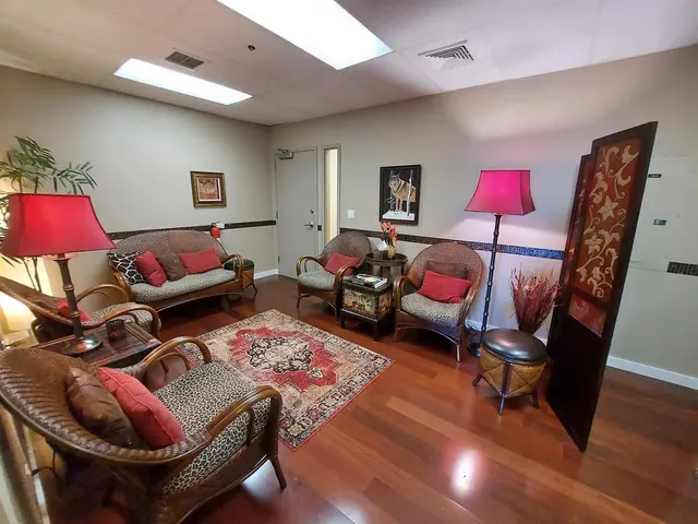 Listing Image for 411 Huku Lii Pl 302 7 of 18