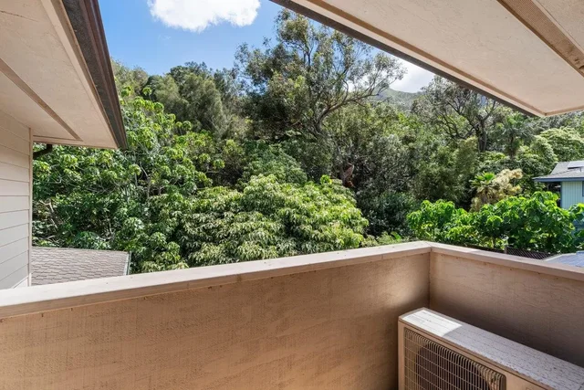 Listing Image for 543 Polulani Dr 19 of 50